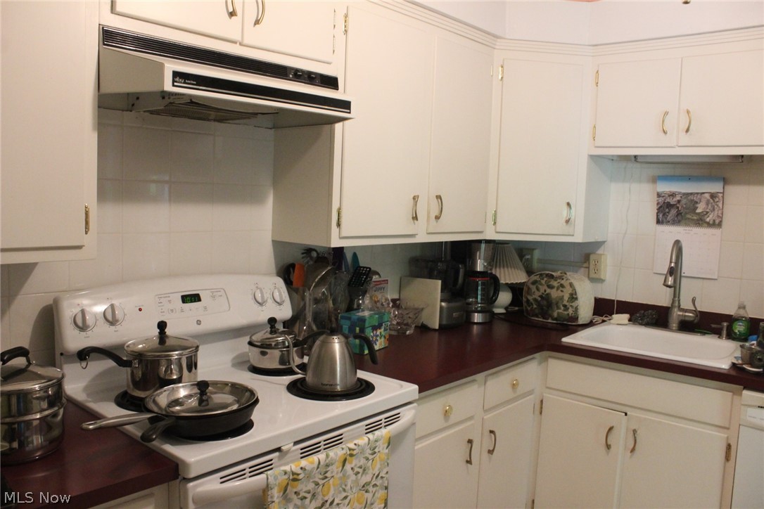 2109 Wooster Road Rocky River OH 44116
