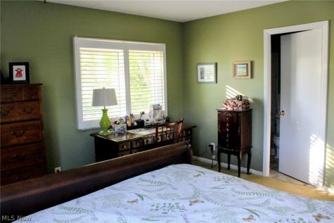 2109 Wooster Road Rocky River OH 44116