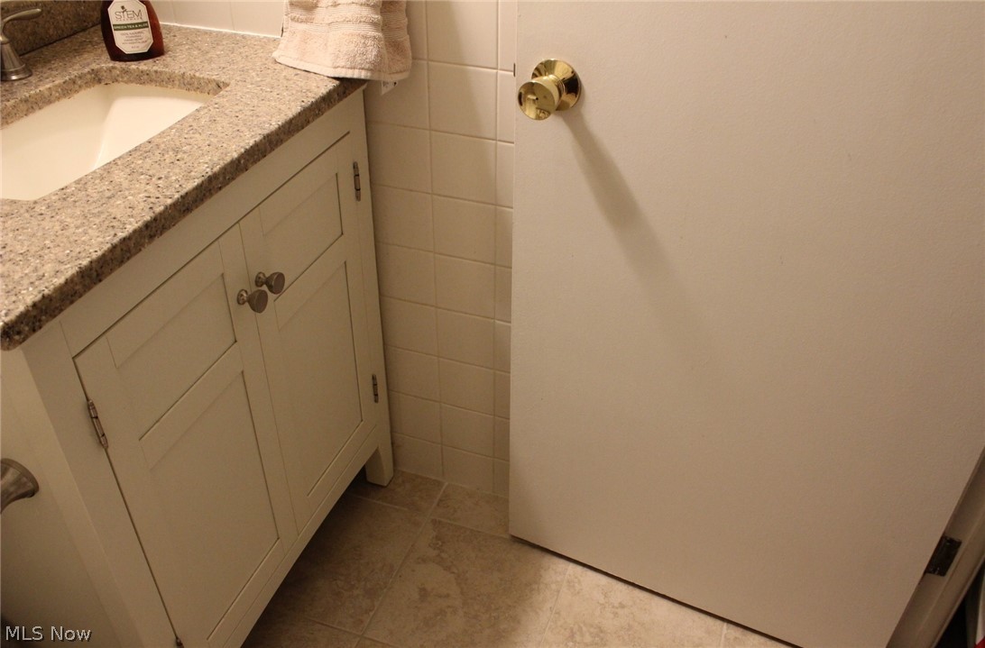2109 Wooster Road Rocky River OH 44116