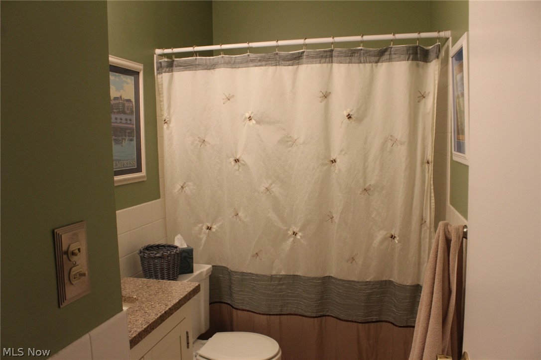 2109 Wooster Road Rocky River OH 44116