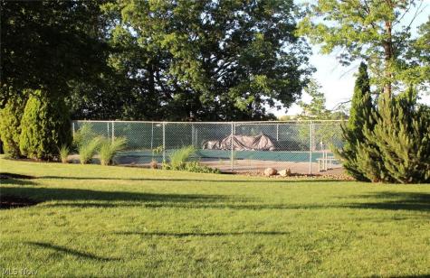 2109 Wooster Road Rocky River OH 44116