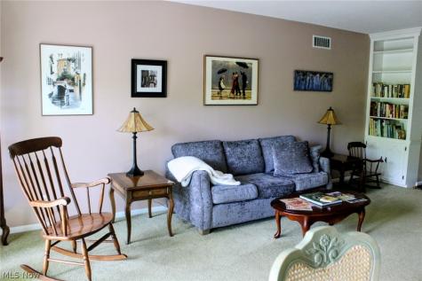 2109 Wooster Road Rocky River OH 44116