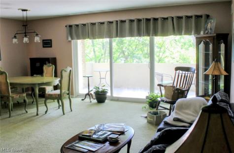 2109 Wooster Road Rocky River OH 44116