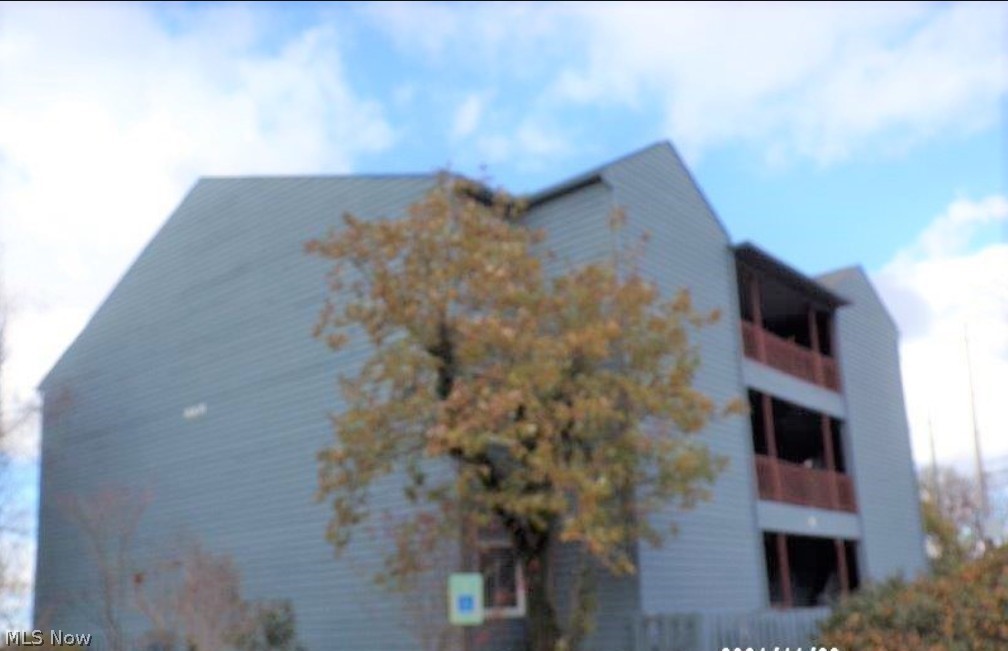 5635 Lake Road E Geneva OH 44041