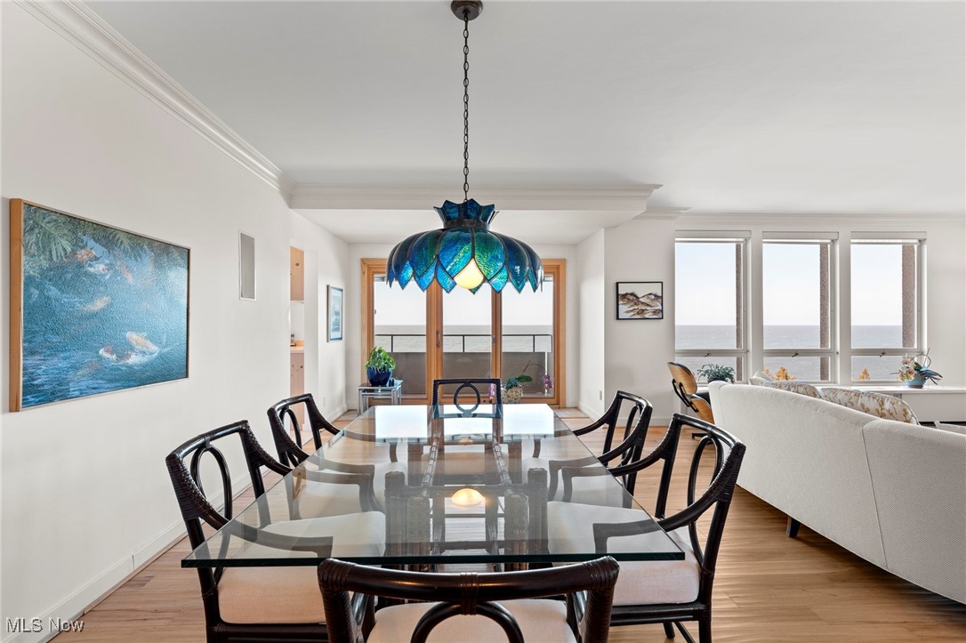 2 Bratenahl Place Bratenahl OH 44108