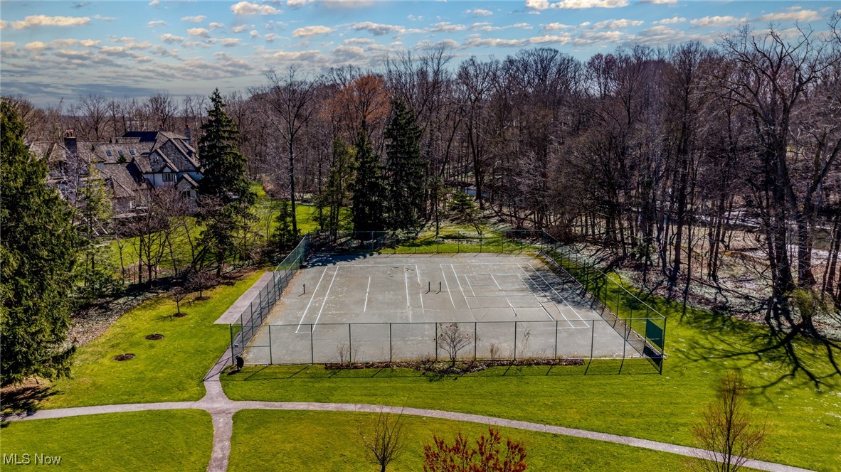 2 Bratenahl Place Bratenahl OH 44108