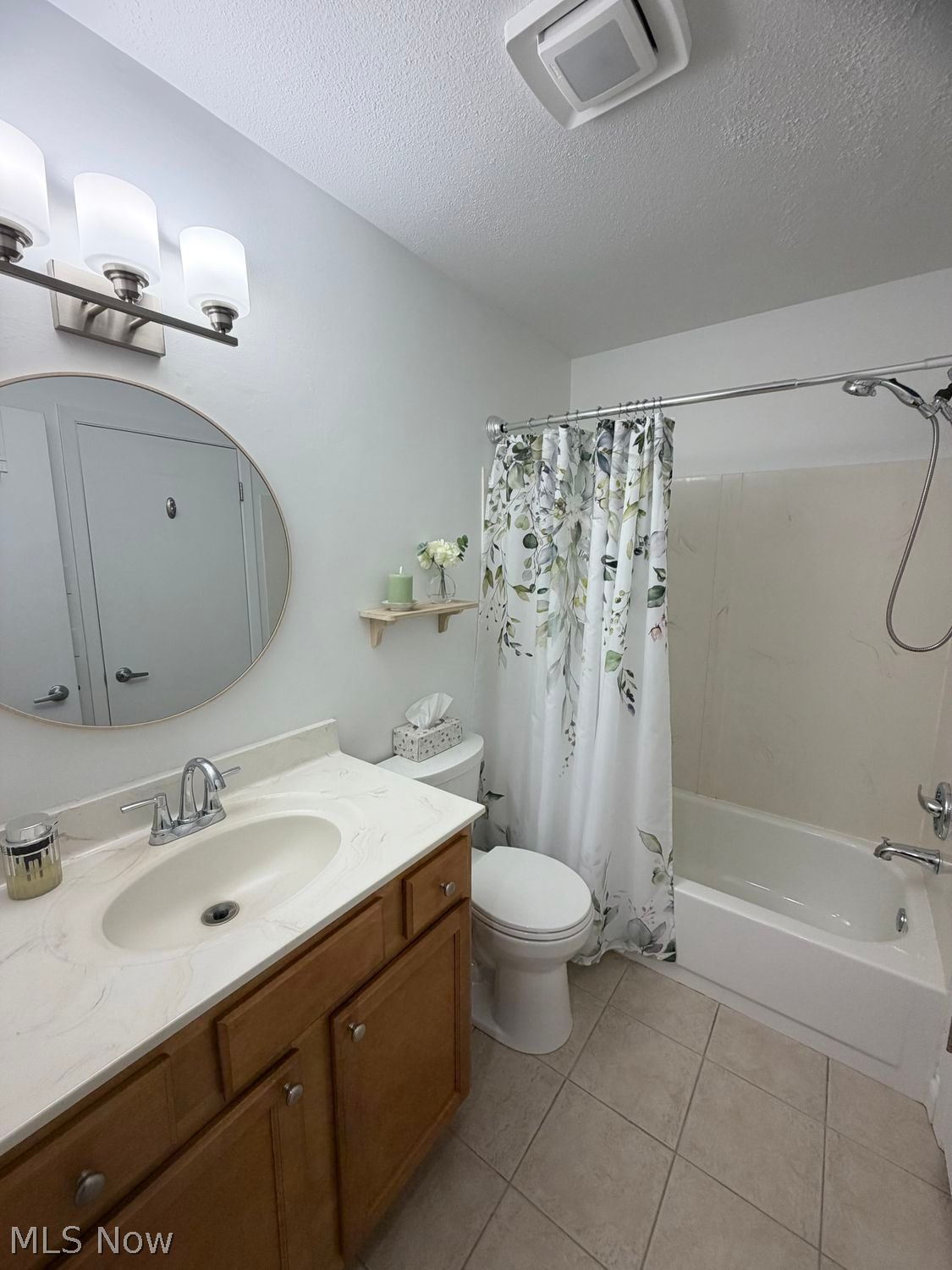 1607 Stoney Run Trail Broadview Heights OH 44147