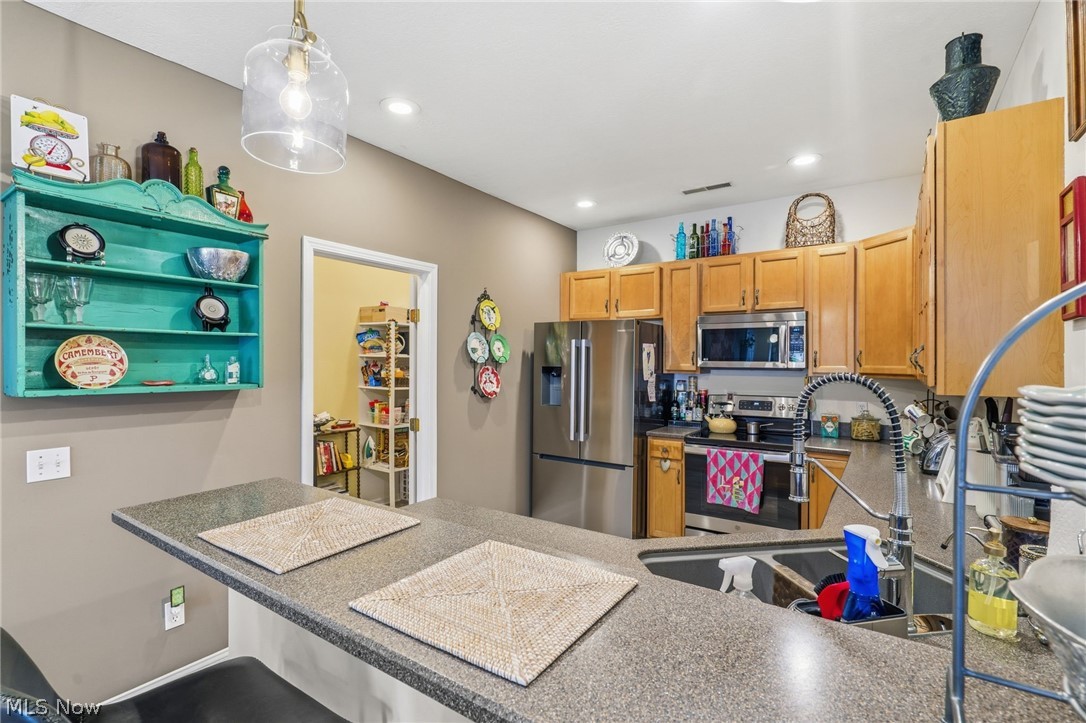 4430 Forest Glen Avenue NW Massillon OH 44647
