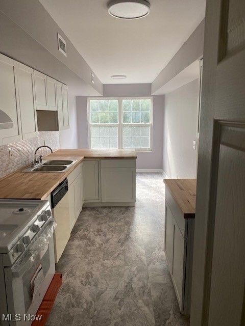 1992 Heron Glen Court Macedonia OH 44056