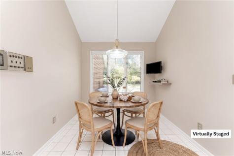 25818 Fairmount Boulevard Beachwood OH 44122