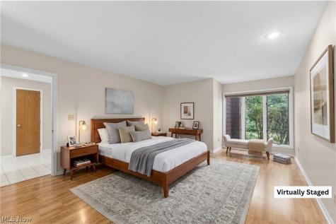 25818 Fairmount Boulevard Beachwood OH 44122