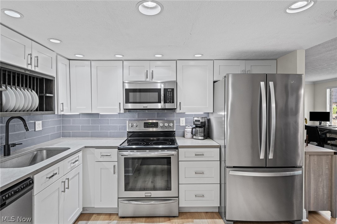 593 Tollis Parkway Broadview Heights OH 44147