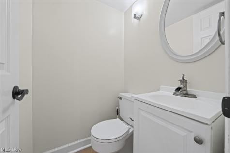 593 Tollis Parkway Broadview Heights OH 44147