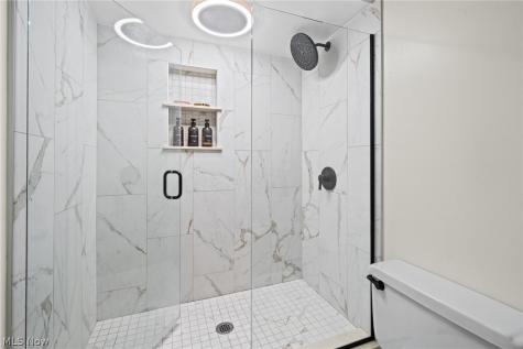 593 Tollis Parkway Broadview Heights OH 44147
