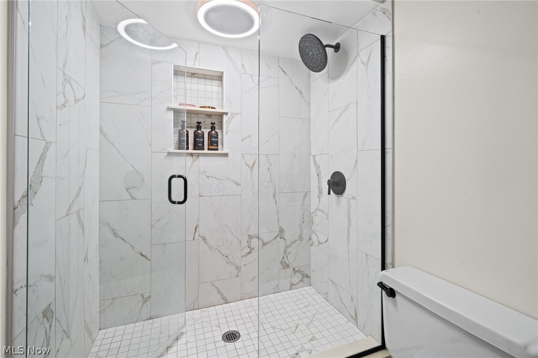 593 Tollis Parkway Broadview Heights OH 44147