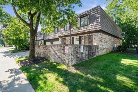 593 Tollis Parkway Broadview Heights OH 44147