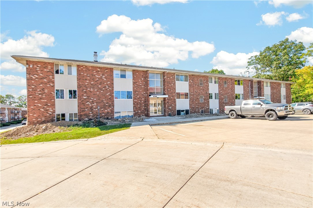 4349 Inner Circle Drive Brunswick OH 44212