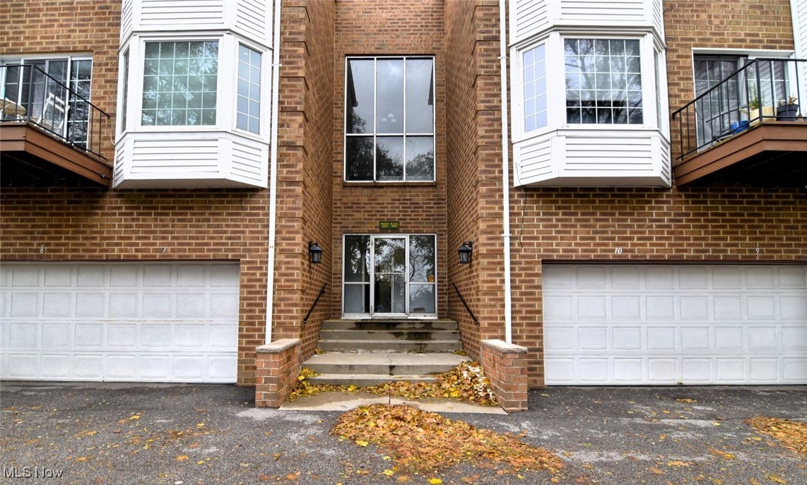 20996 Detroit Road Rocky River OH 44116