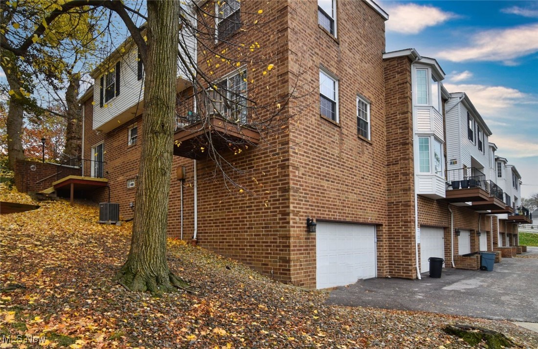 20996 Detroit Road Rocky River OH 44116