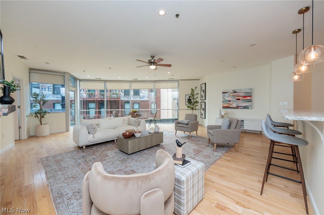 701 W Lakeside Avenue Cleveland OH 44113
