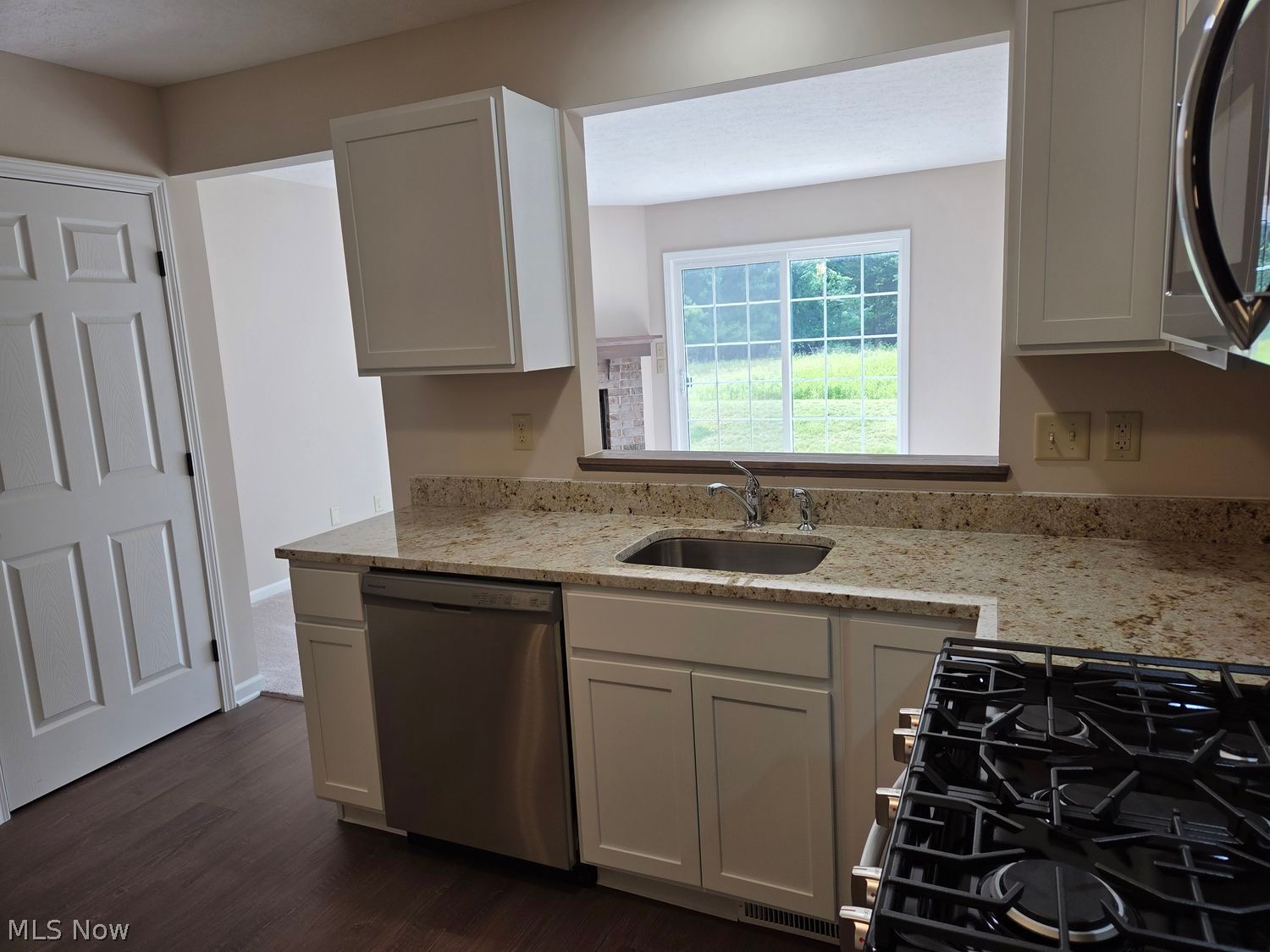 3766 Freedom Place Lorain OH 44053