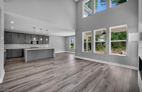 2079 Glenmont Drive Brunswick OH 44212