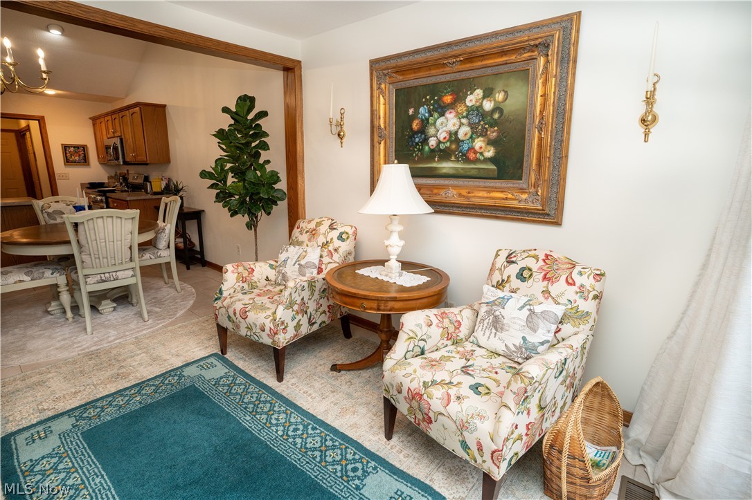 39 Village Court Columbiana OH 44408