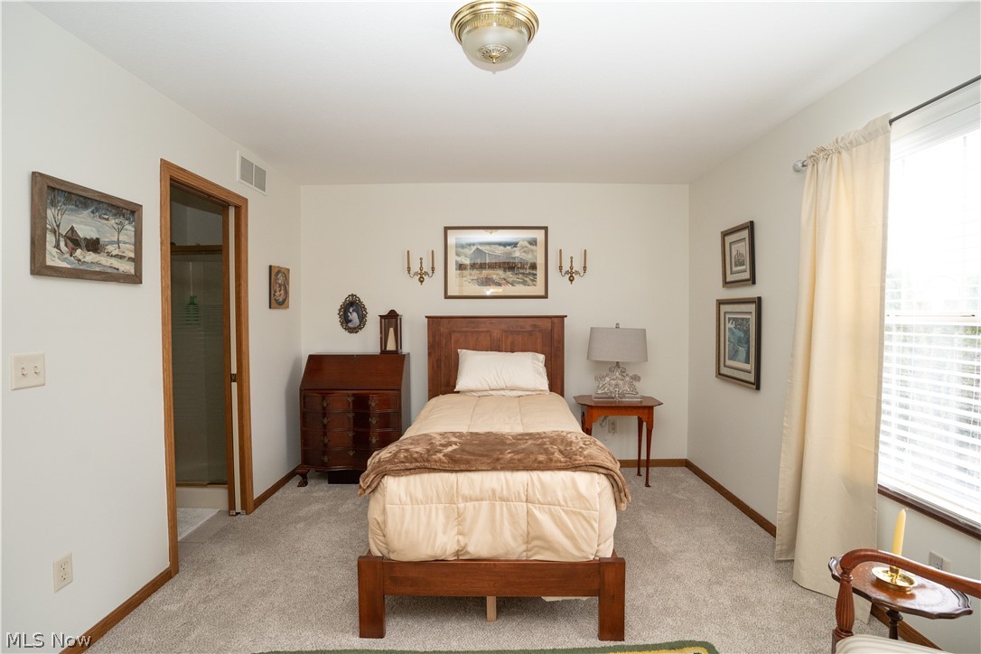 39 Village Court Columbiana OH 44408