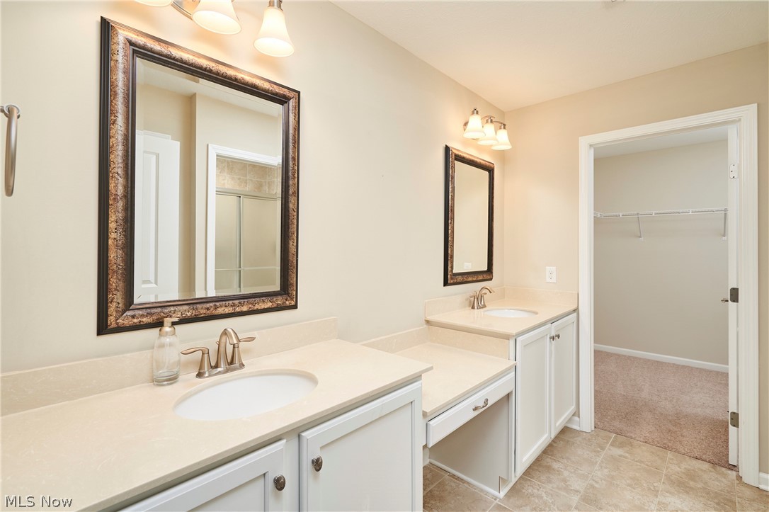 1915 Woods Drive Streetsboro OH 44241
