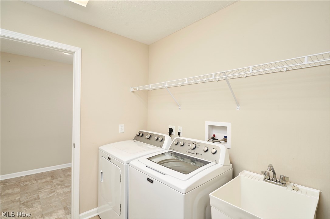 1915 Woods Drive Streetsboro OH 44241