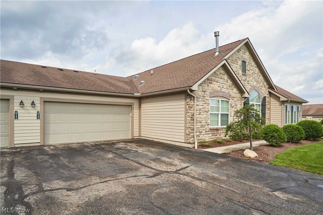 1915 Woods Drive Streetsboro OH 44241