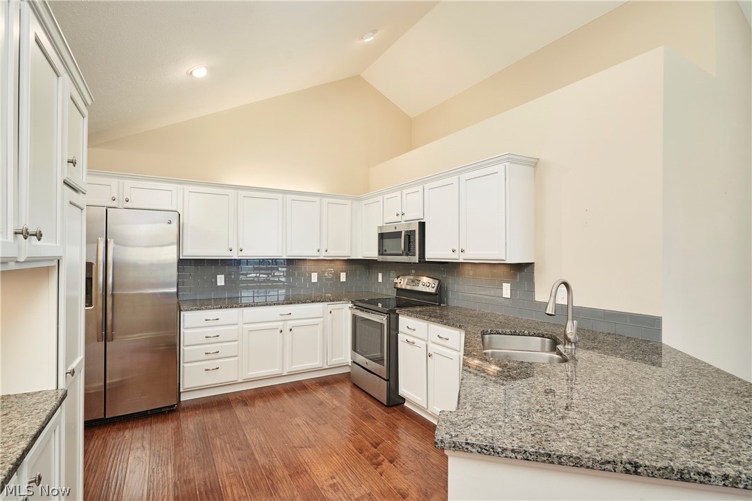 1915 Woods Drive Streetsboro OH 44241