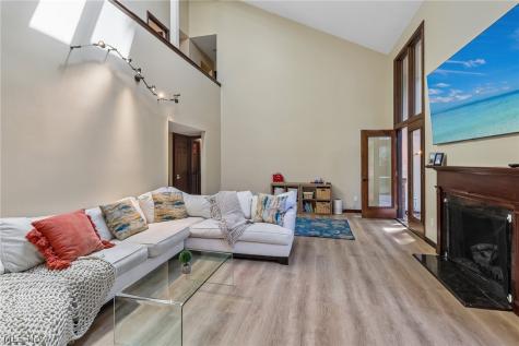 10 Hidden Valley Drive Rocky River OH 44116