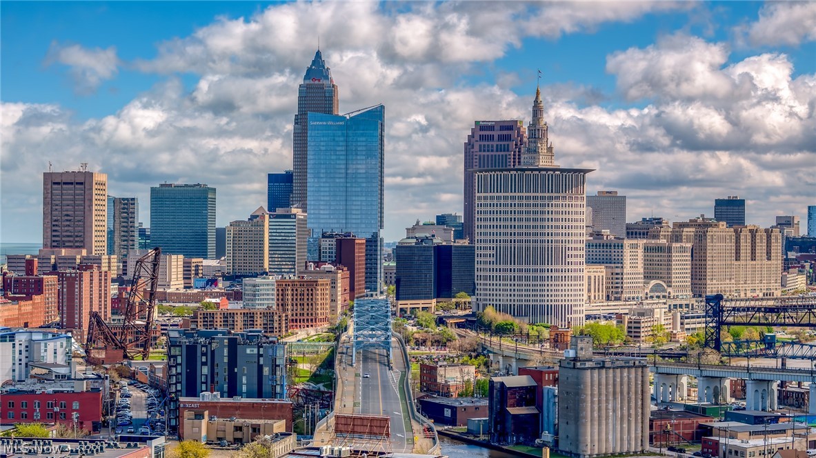 2222 Detroit Avenue Cleveland OH 44113