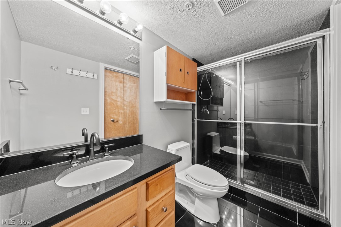 2222 Detroit Avenue Cleveland OH 44113