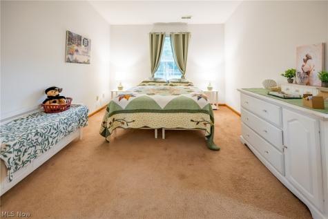 786 N Creek Drive Painesville OH 44077