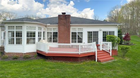 730 Woodlake Drive Aurora OH 44202