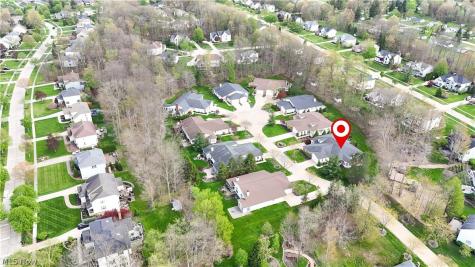 730 Woodlake Drive Aurora OH 44202