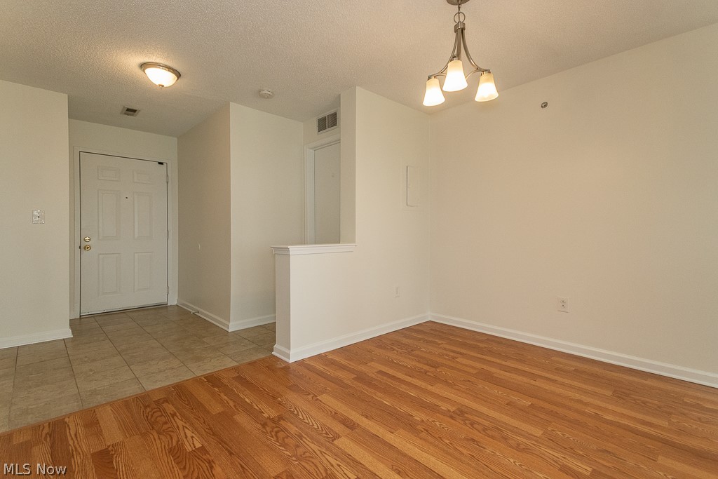 180 Fox Hollow Drive Mayfield Heights OH 44124