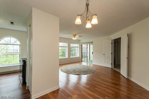 180 Fox Hollow Drive Mayfield Heights OH 44124