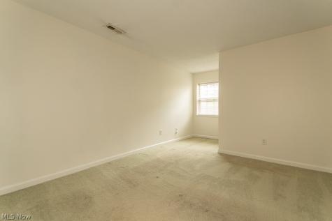 180 Fox Hollow Drive Mayfield Heights OH 44124