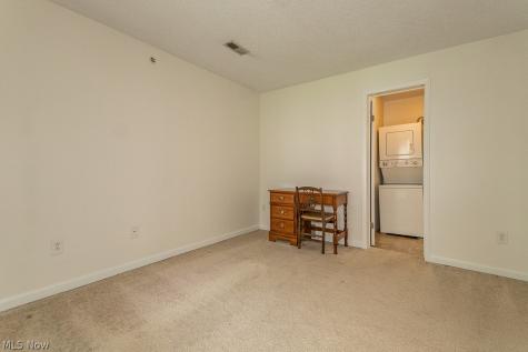 180 Fox Hollow Drive Mayfield Heights OH 44124