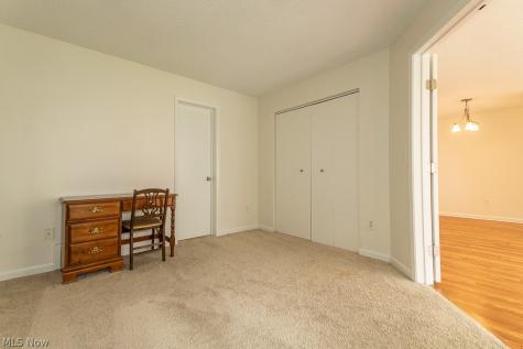 180 Fox Hollow Drive Mayfield Heights OH 44124