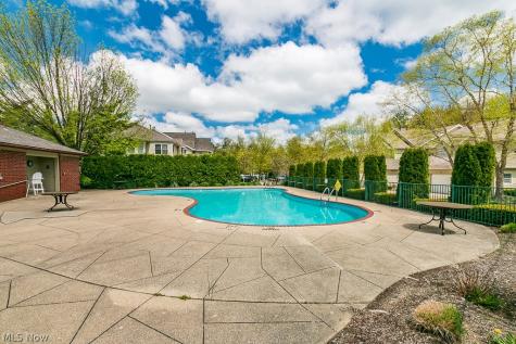 180 Fox Hollow Drive Mayfield Heights OH 44124