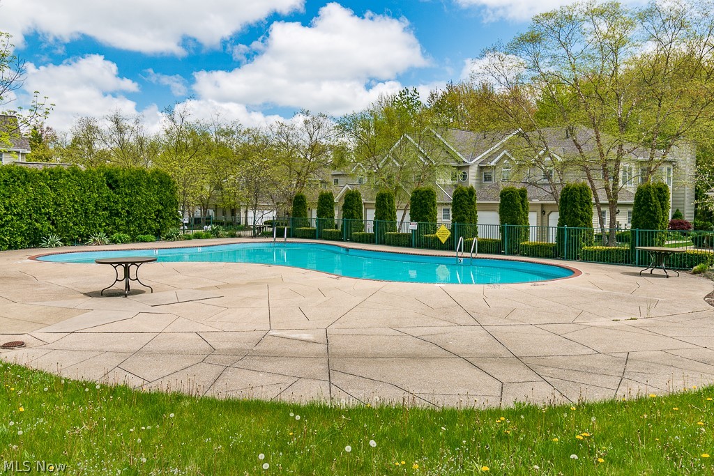 180 Fox Hollow Drive Mayfield Heights OH 44124