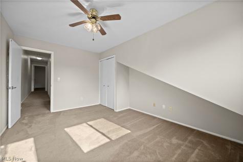 6 Landings Way Avon Lake OH 44012