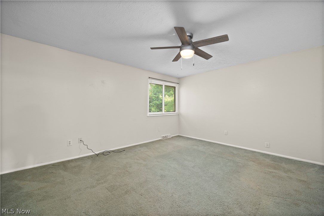 6 Landings Way Avon Lake OH 44012