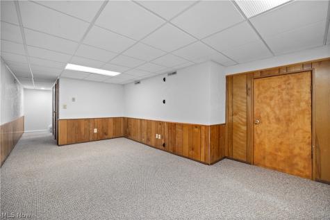 6 Landings Way Avon Lake OH 44012