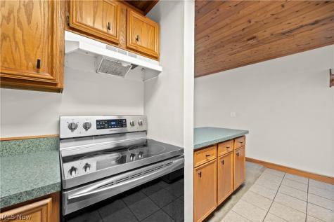 6 Landings Way Avon Lake OH 44012