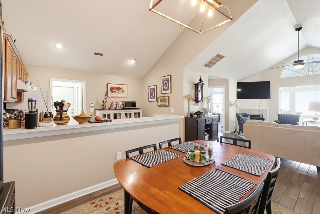 606 Crossings Circle Tallmadge OH 44278